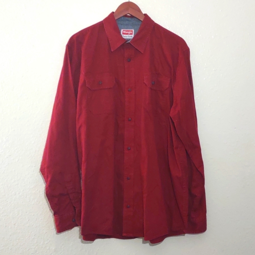 PRE OWNED WRANGLER PREMIUM QUALITY COMFORT FLEX SIZE L TALL COLOR BURGUNDY